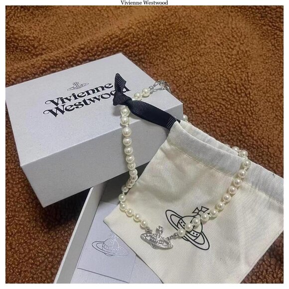 Vivienne Westwood Jewelry - Picture 1 of 2